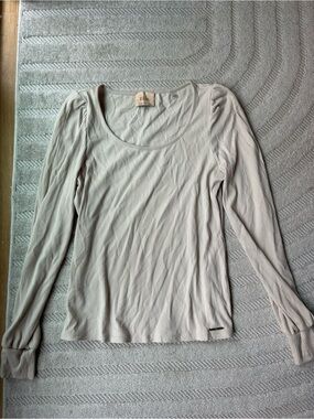 Elie Ribbed Long-Sleeve Scoop Neck Top in Light Taupe